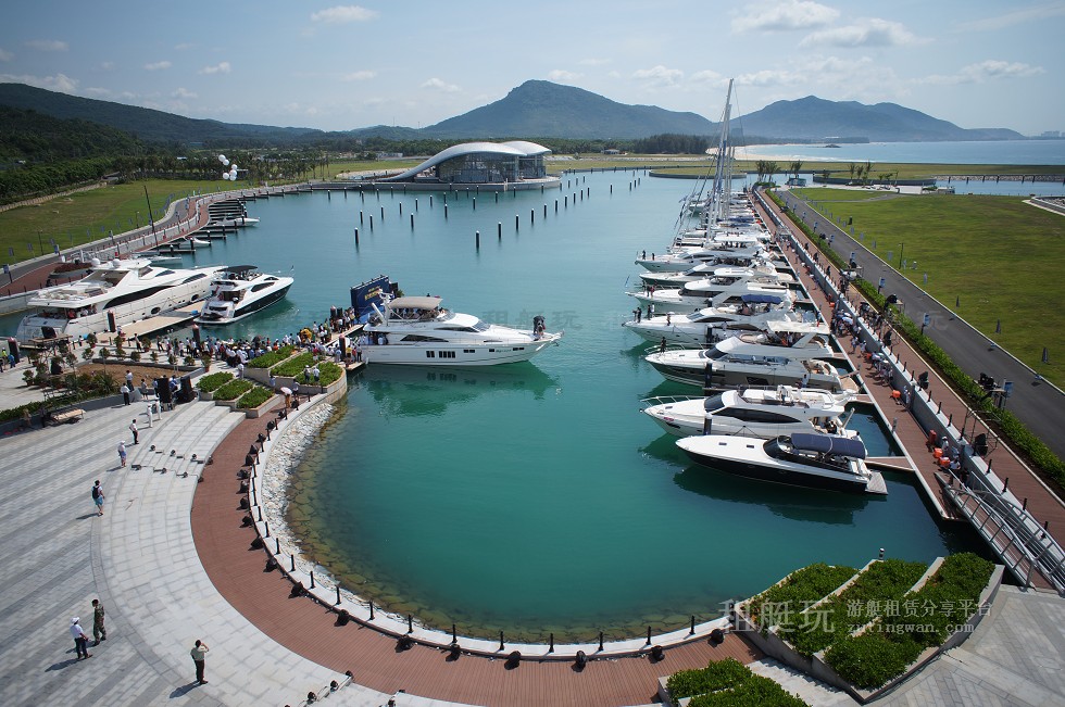 華潤石梅灣游艇碼頭 華潤石梅灣游艇碼頭