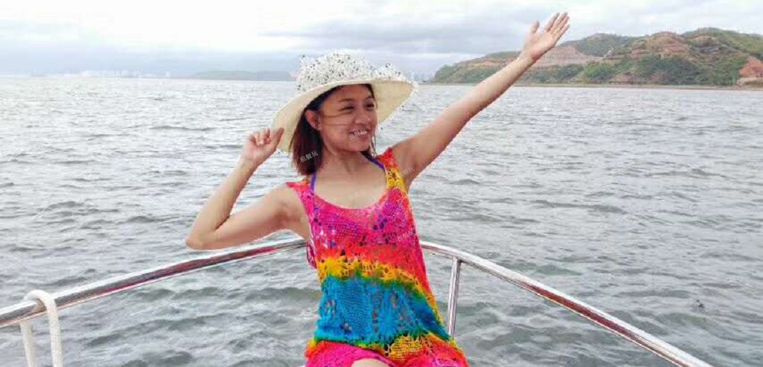 23英尺運(yùn)動(dòng)快艇