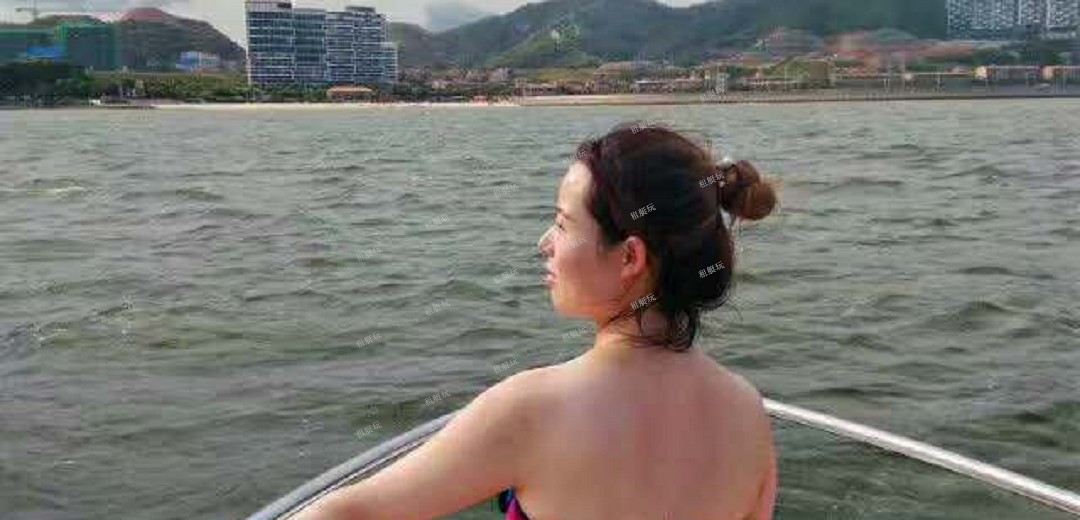 23英尺運(yùn)動(dòng)快艇