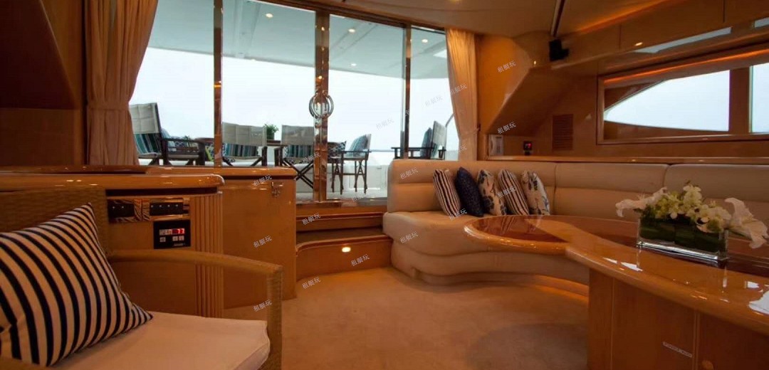 70尺豪華游艇