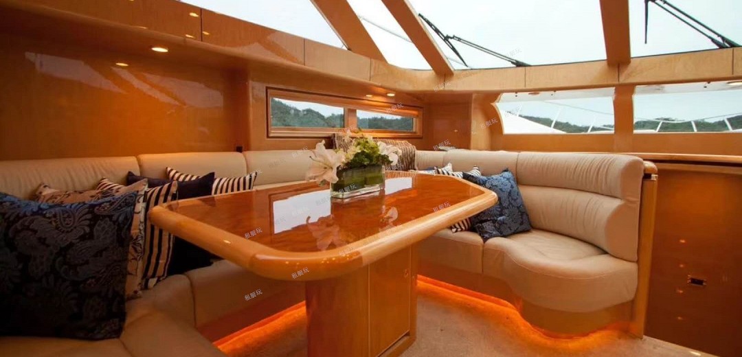 70尺豪華游艇